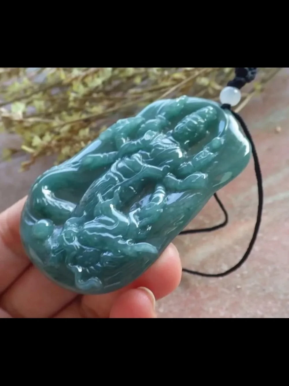 Certificate Jadeite jade Green Wealth mercy Big Dragon Guanyin Pendant